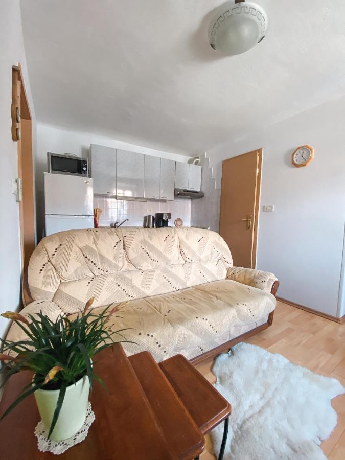 Apartma Mandala โคเปร์ ภายนอก รูปภาพ